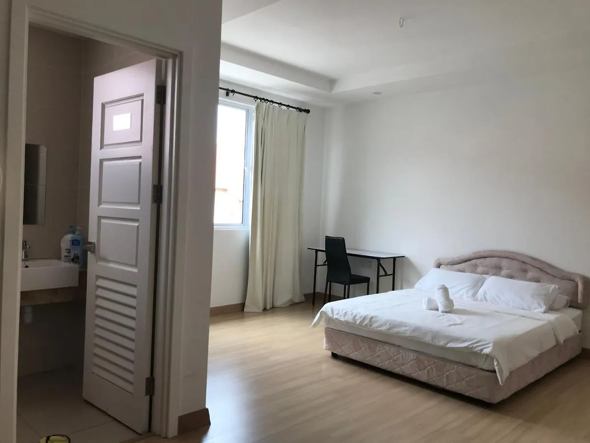 Island Hostel Bayan Lepas Airport Sungai Dua Bukit Hotel