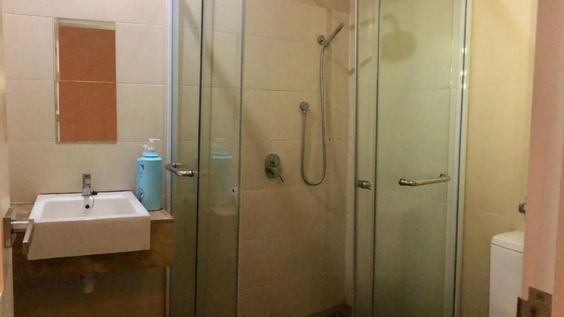 ** Hotel Island Hostel Bayan Lepas Airport Sungai Dua Bukit Ma­lay­sia