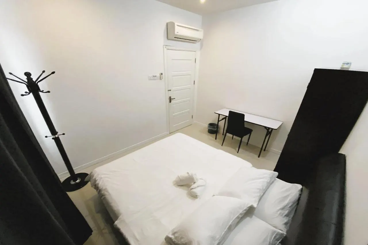 Hotel Island Hostel Bayan Lepas Airport Sungai Dua Bukit