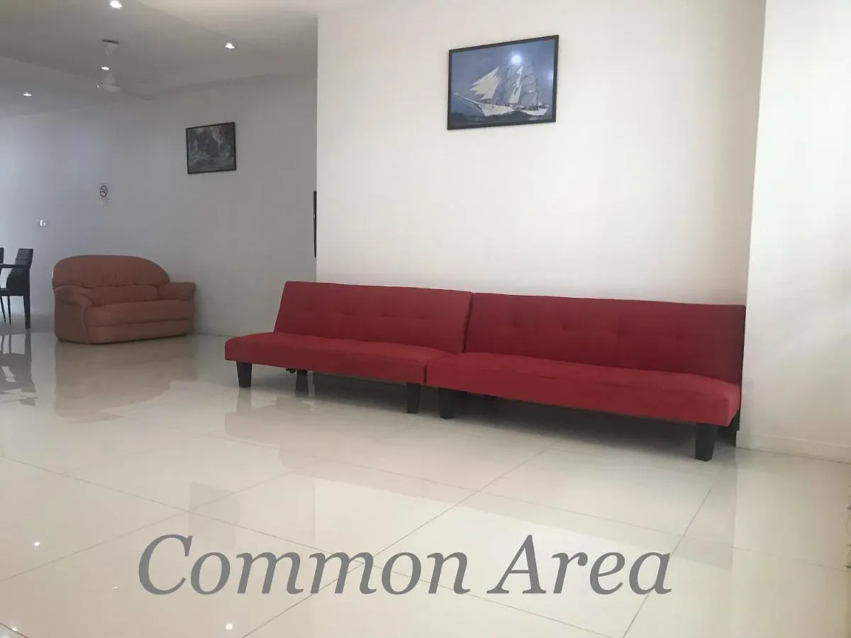 Island Hostel Bayan Lepas Airport Sungai Dua Bukit 2*,